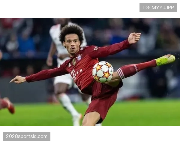 格列兹曼与萨内前场自由人角色分化：球权集中度与无球跑动路径的结构性差异